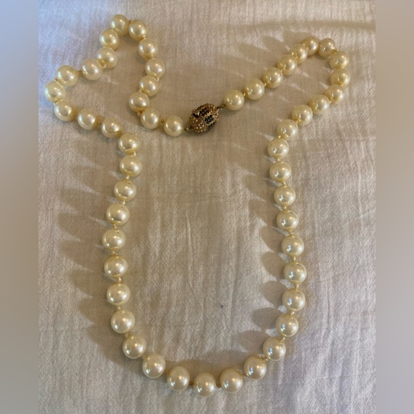 Jewelry - Hand Knotted Glass Pearls Vintage Necklace with Fancy Push Clasp